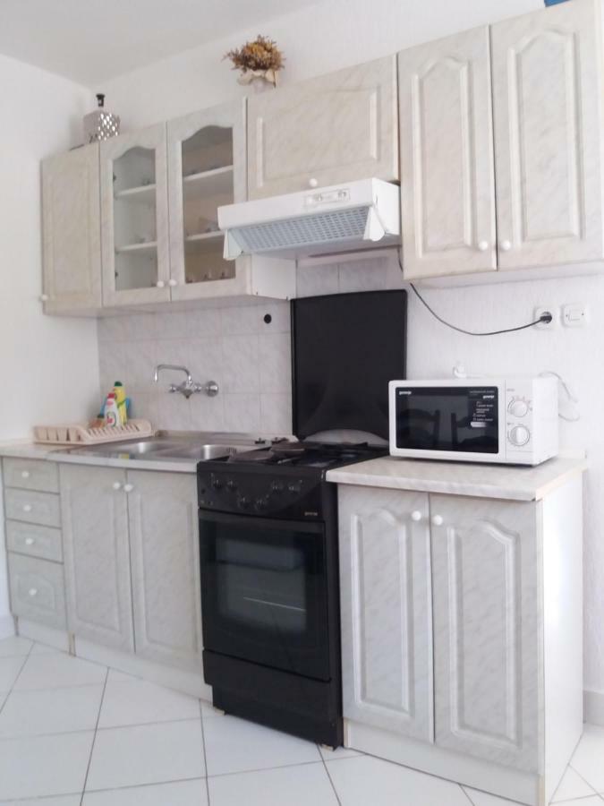 Apartmani Ana-Lora Lopar Exterior foto